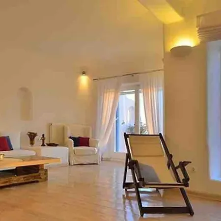 Navona Mykonos Фанари