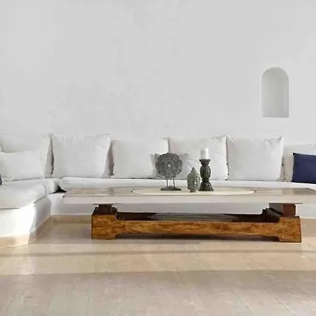 Navona Mykonos *